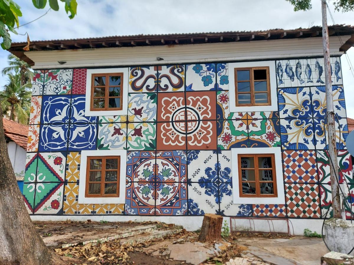 The Old Quarter *
